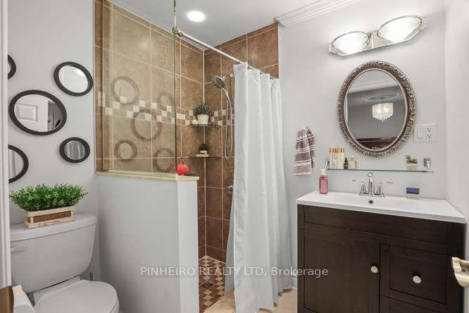 Photo 23 of 218 Tarbart Terrace, London, North P — HOMEH