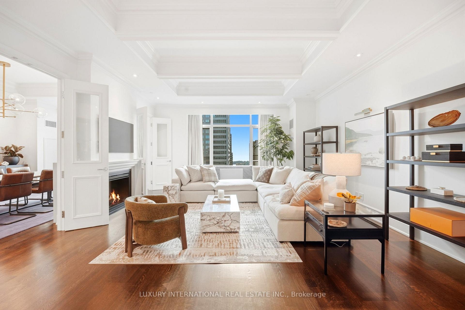Photo 3 of Unit 4205, 311 Bay Street, Toronto, Bay Street Corridor — HOMEH