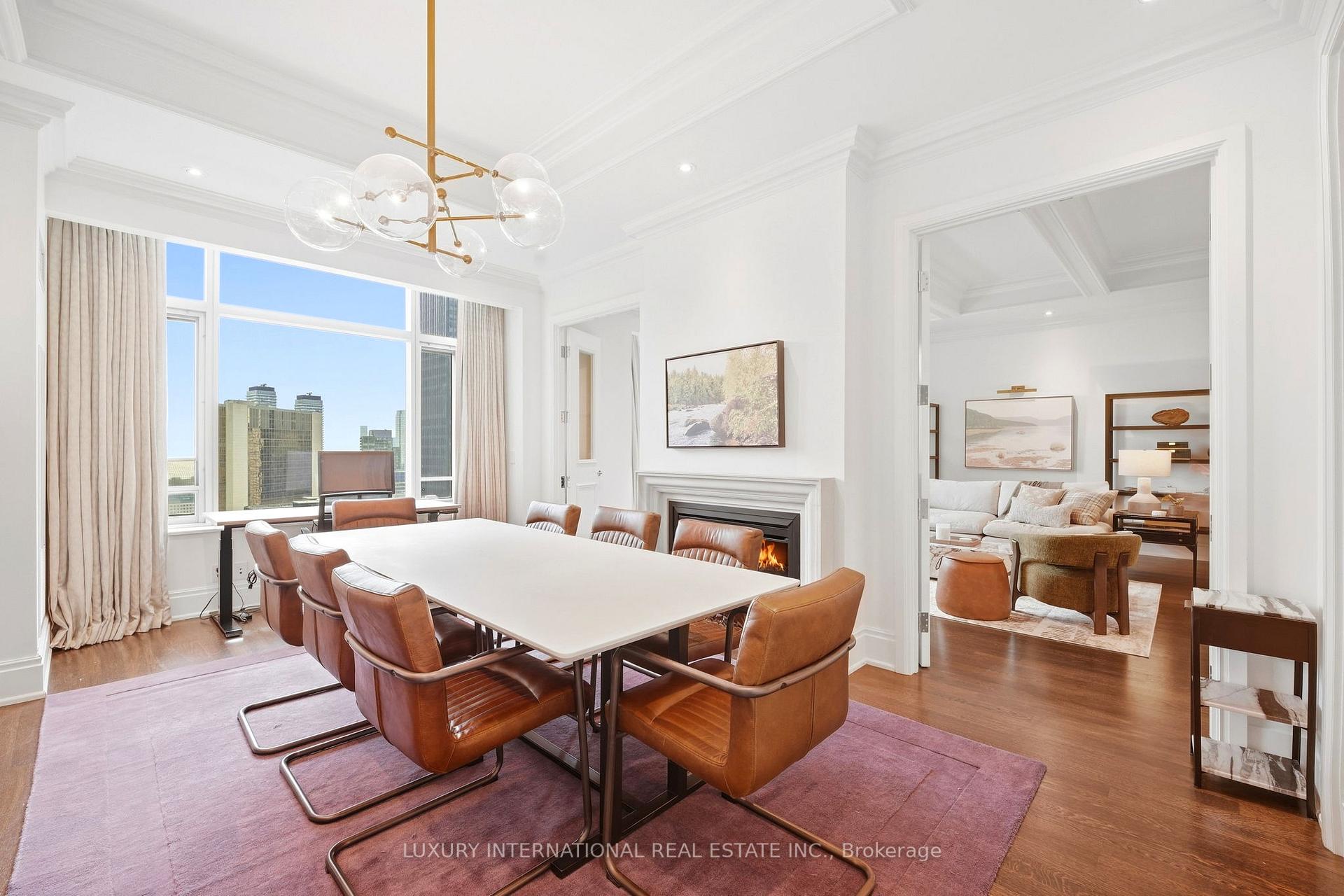 Photo 6 of Unit 4205, 311 Bay Street, Toronto, Bay Street Corridor — HOMEH