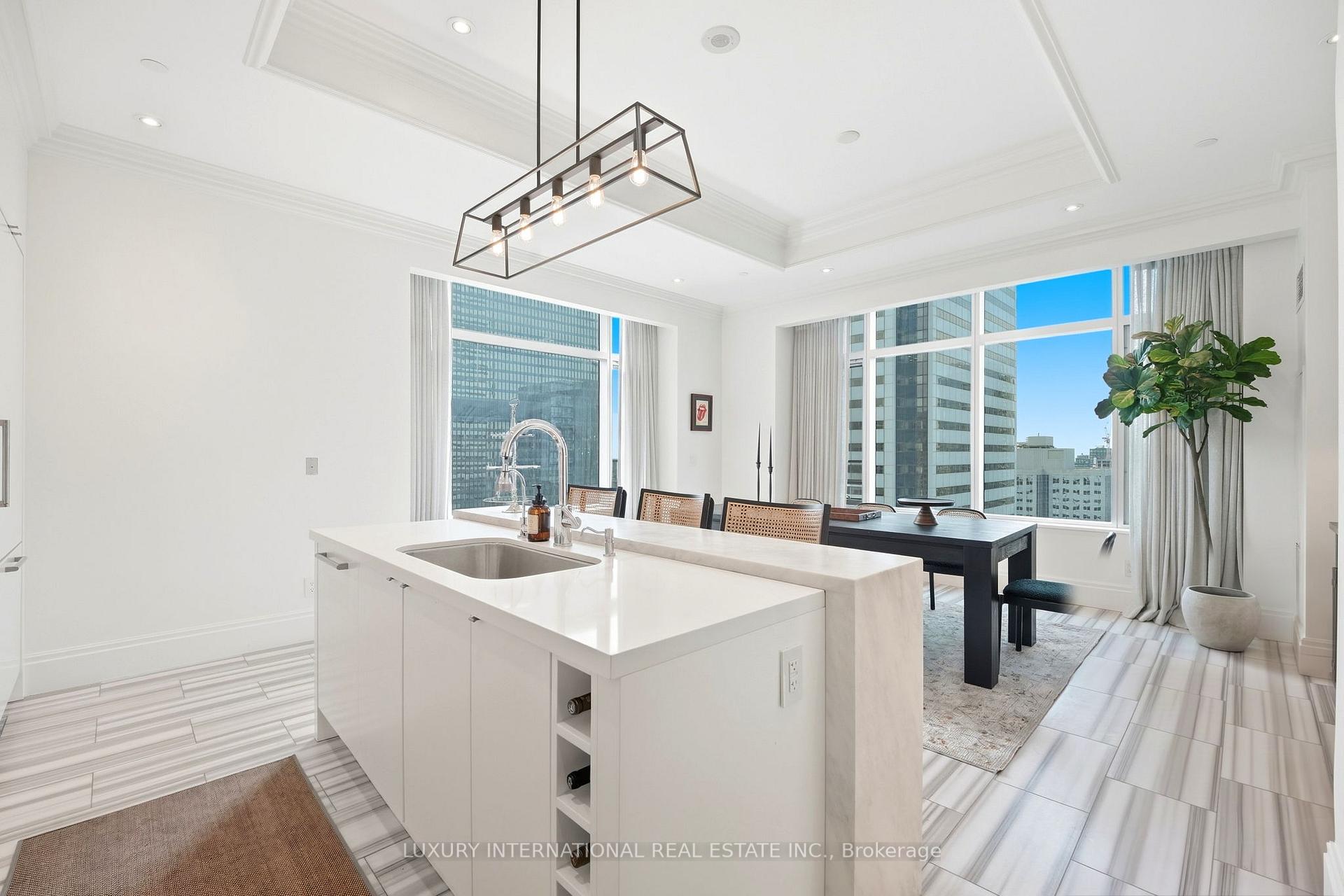Photo 16 of Unit 4205, 311 Bay Street, Toronto, Bay Street Corridor — HOMEH