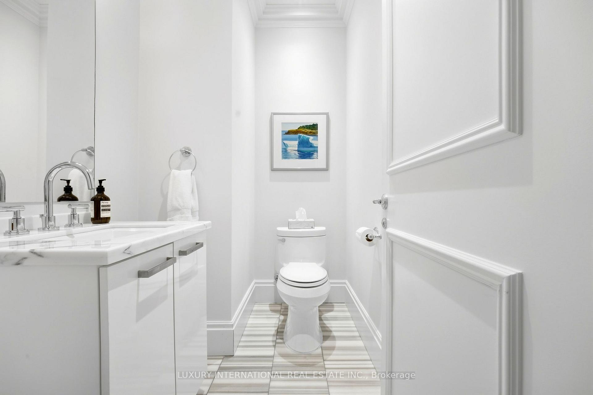 Photo 23 of Unit 4205, 311 Bay Street, Toronto, Bay Street Corridor — HOMEH