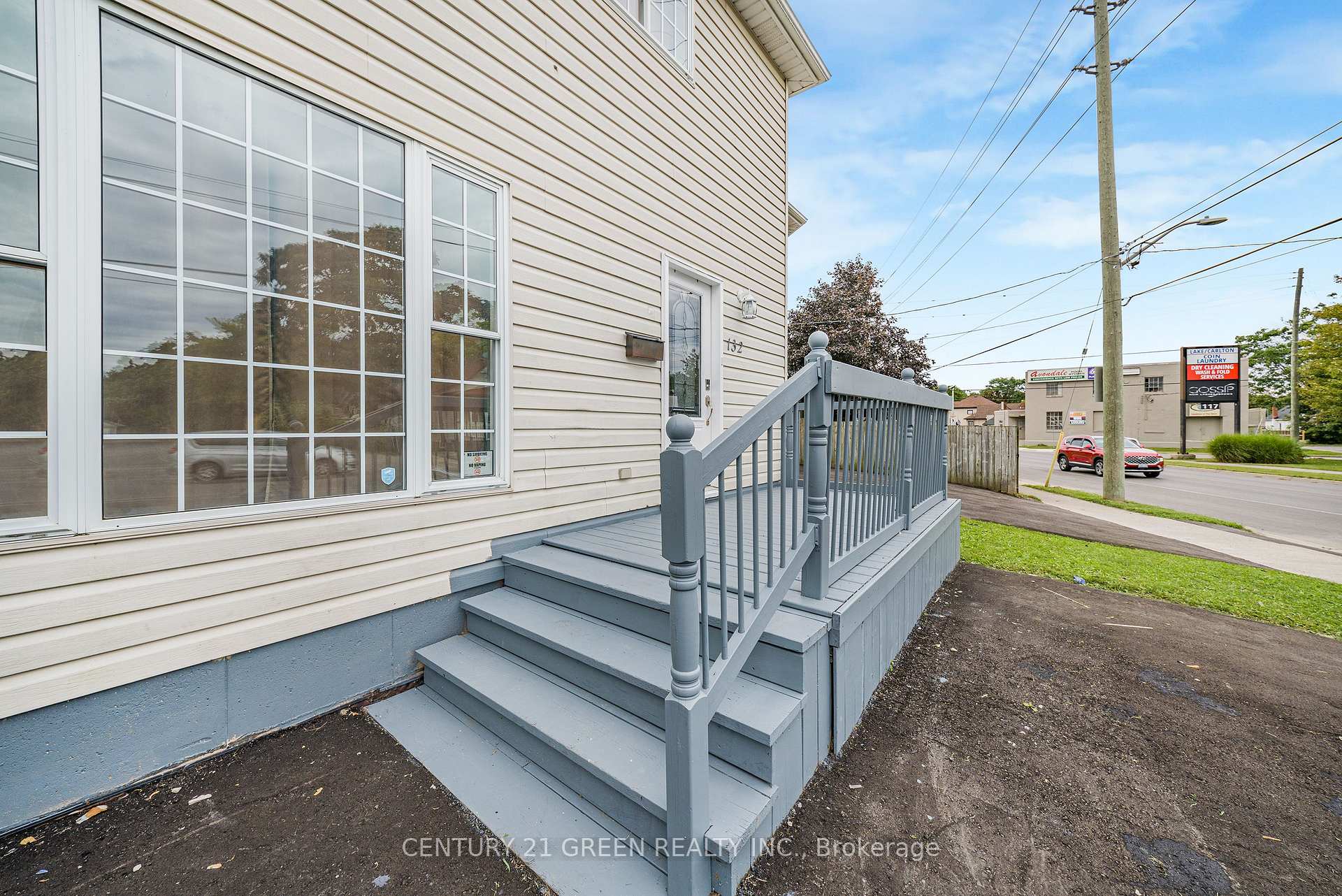 Photo 11 of 132 Carlton Street, St. Catharines, Downtown — HOMEH