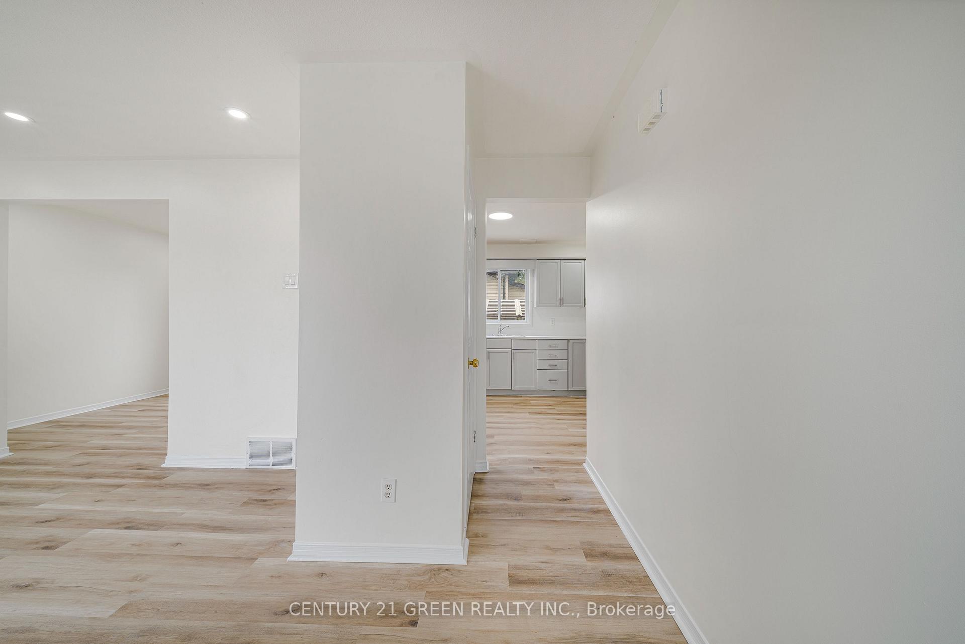 Photo 13 of 132 Carlton Street, St. Catharines, Downtown — HOMEH