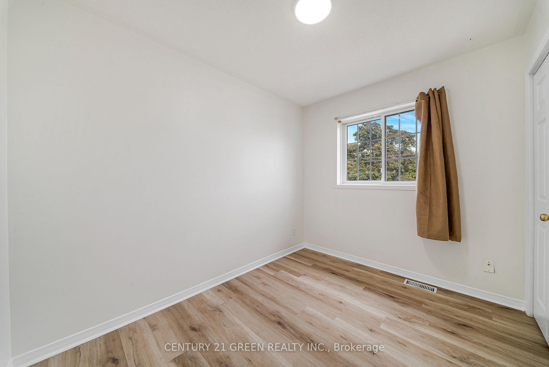 Photo 57 of 132 Carlton Street, St. Catharines, Downtown — HOMEH