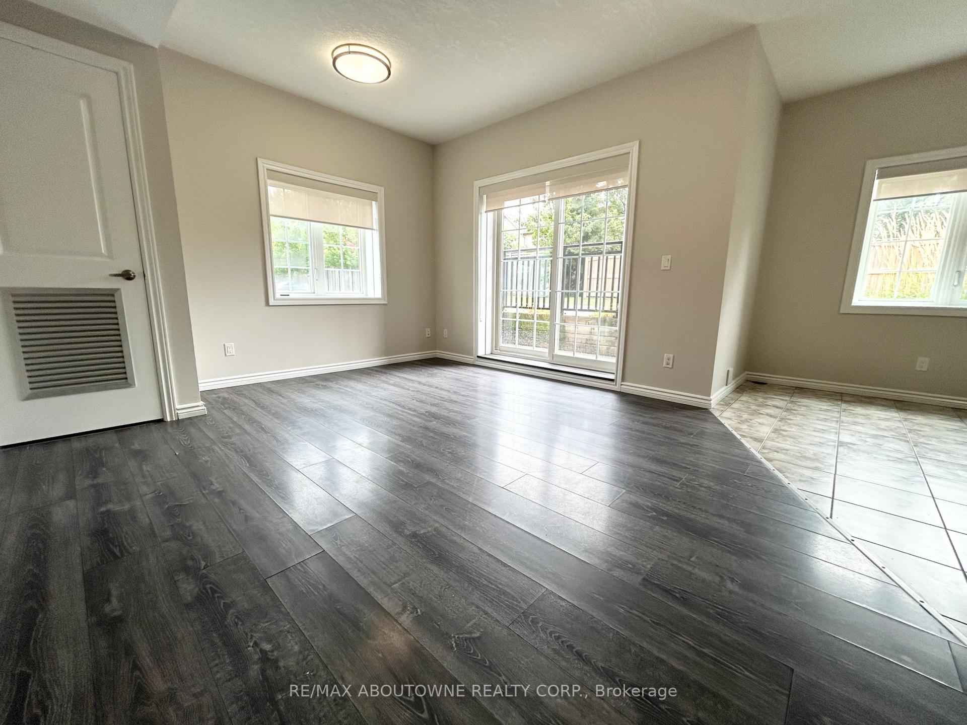 Photo 4 of Unit 102, 7 Rittenhouse Road, Kitchener, Country Hills West — HOMEH