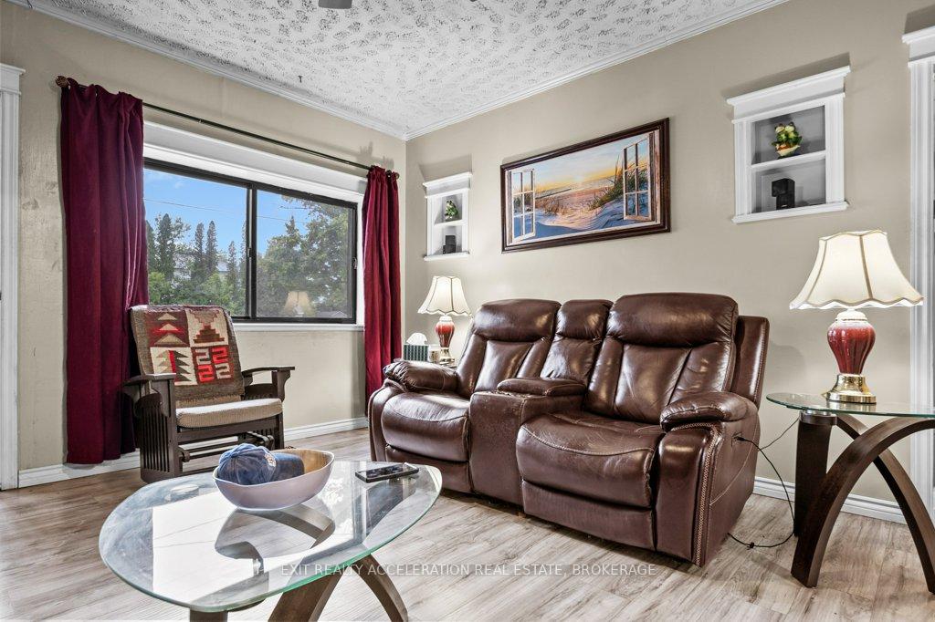 Photo 6 of 108 Dundas Street, Deseronto, Deseronto (Town) — HOMEH