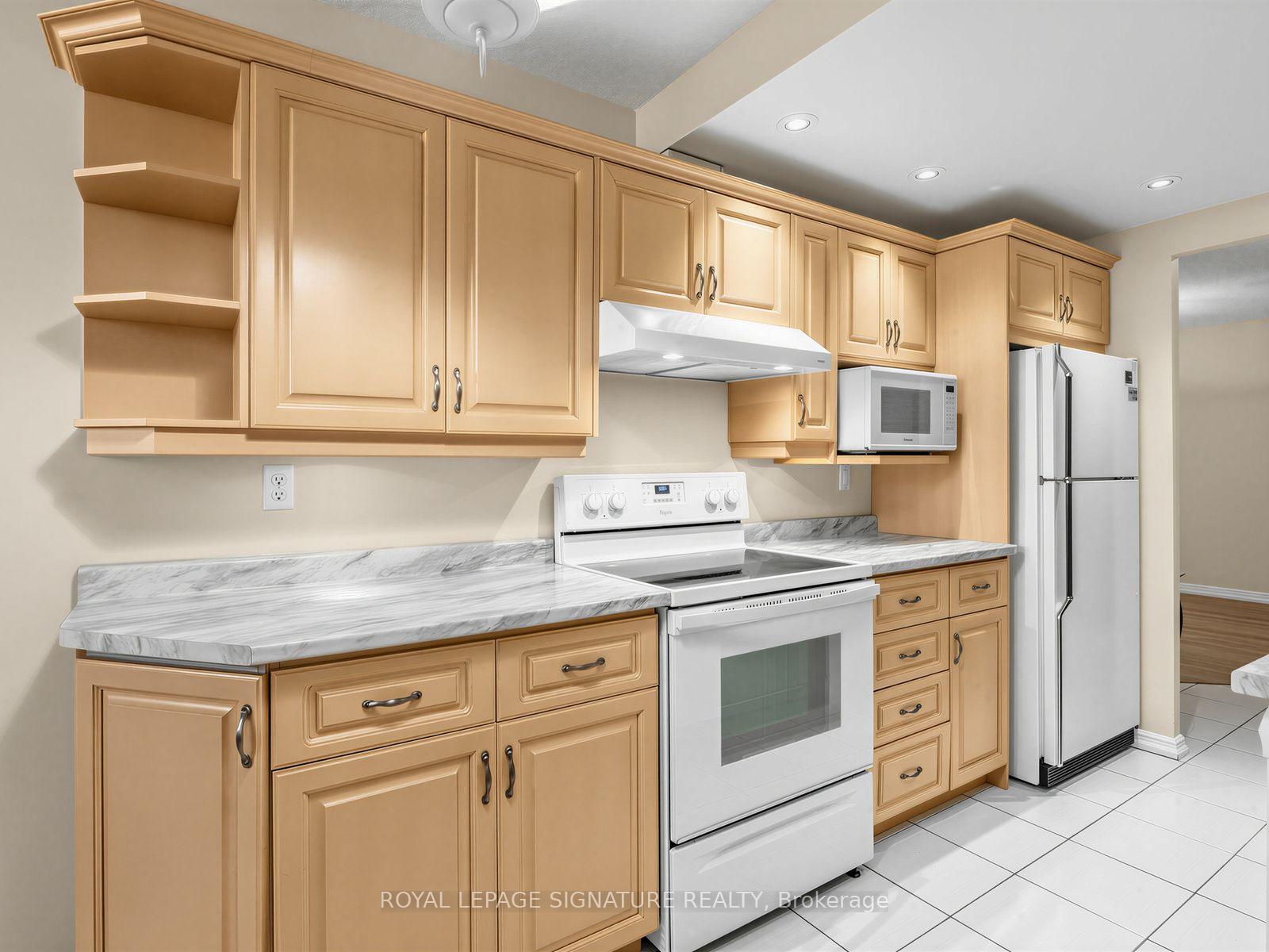 Photo 14 of Unit 1103, 299 Mill Road, Etobicoke, Markland Wood — HOMEH