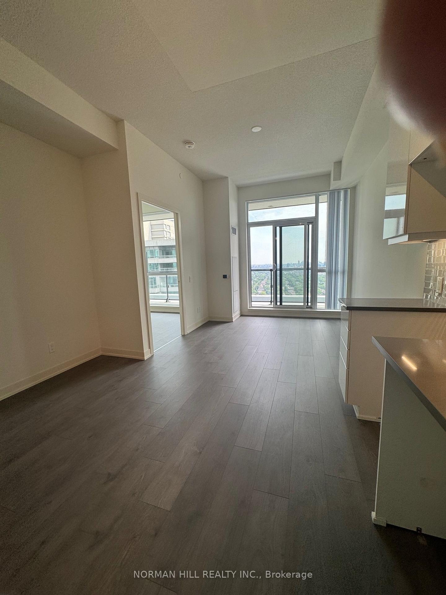Photo 8 of Unit PH101, 4955 Yonge Street, North York, Willowdale East — HOMEH