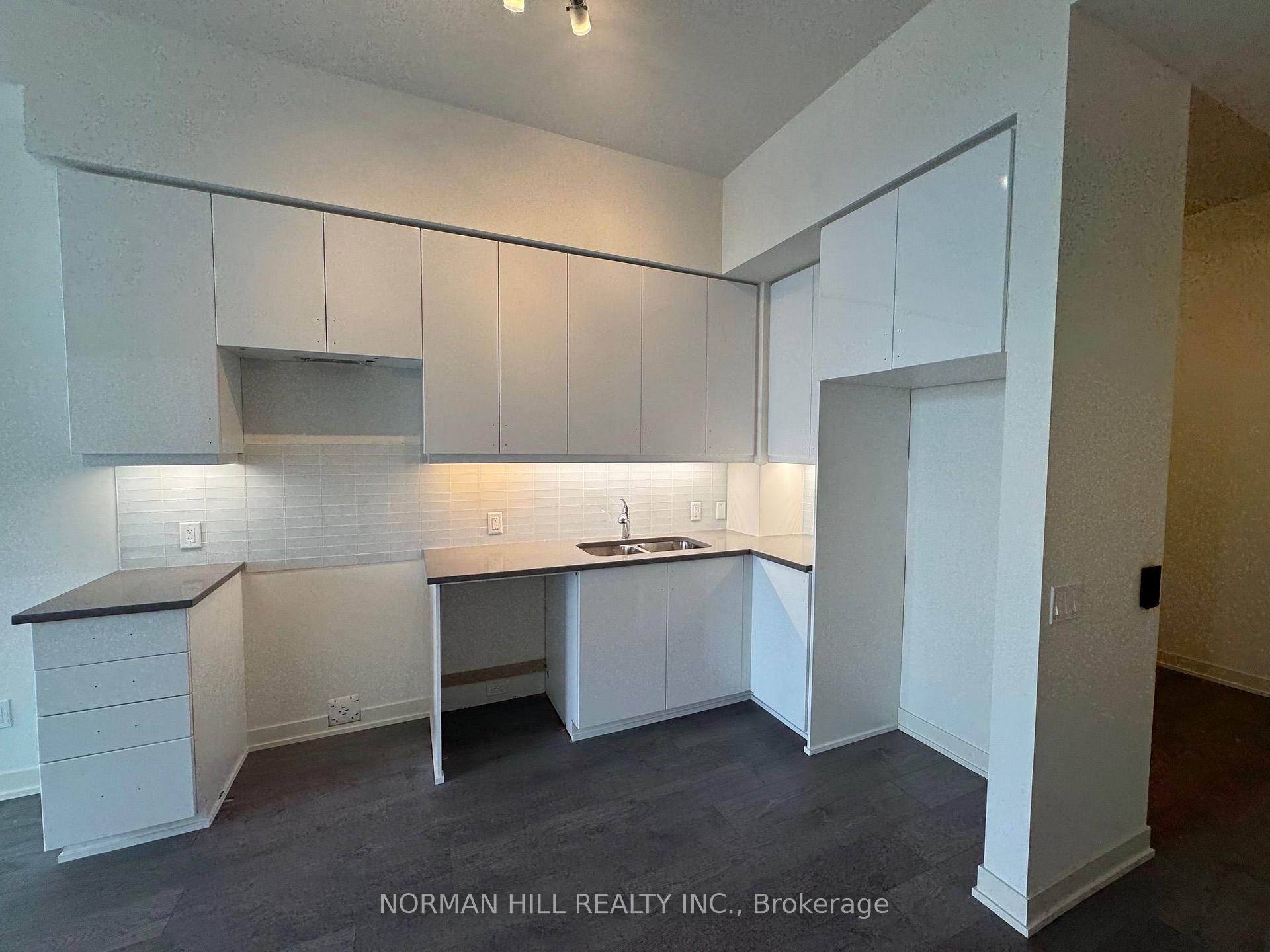 Photo 10 of Unit PH101, 4955 Yonge Street, North York, Willowdale East — HOMEH