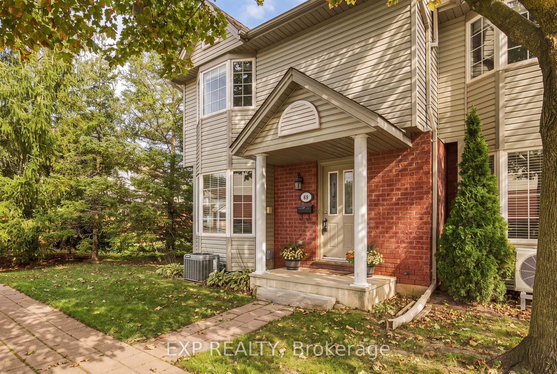 Photo 2 of Unit 69, 235 Saginaw Parkway, Cambridge, Fiddlesticks — HOMEH
