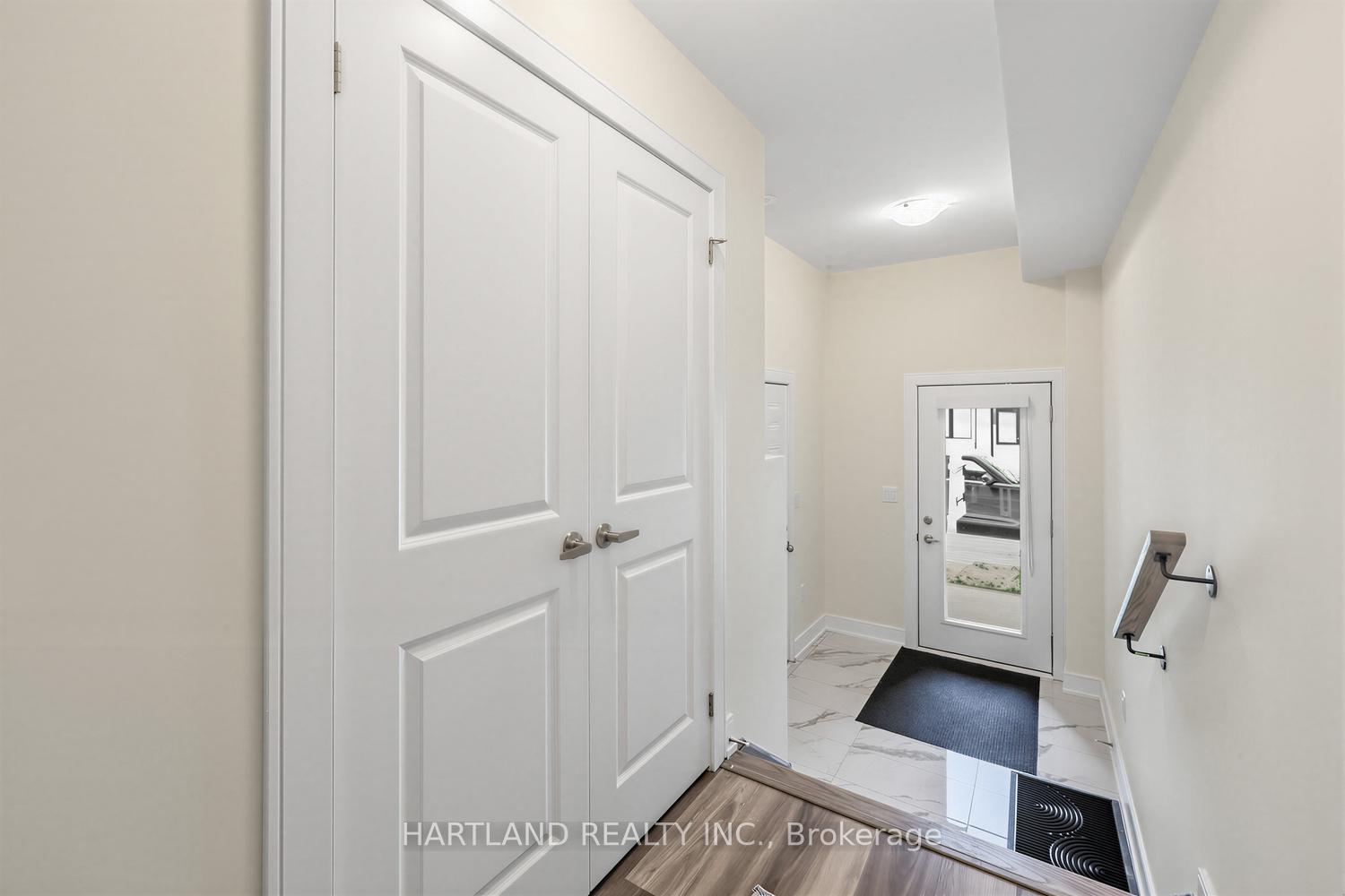 Photo 2 of Unit 405, 1695 Dersan Street, Pickering, Duffin Heights — HOMEH