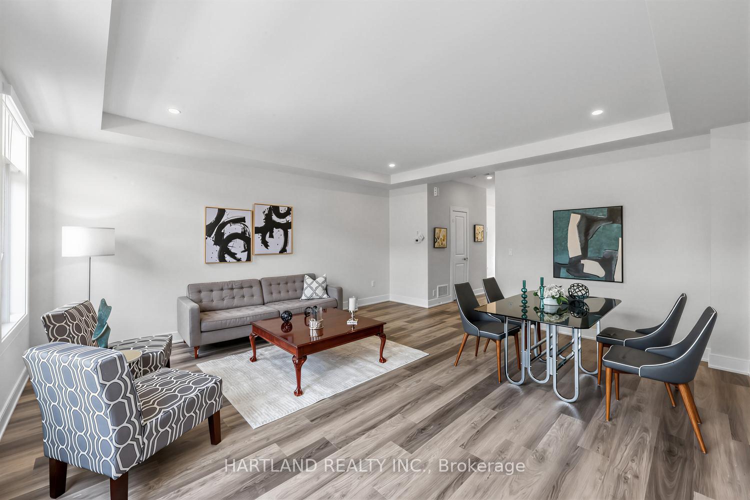 Photo 11 of Unit 405, 1695 Dersan Street, Pickering, Duffin Heights — HOMEH