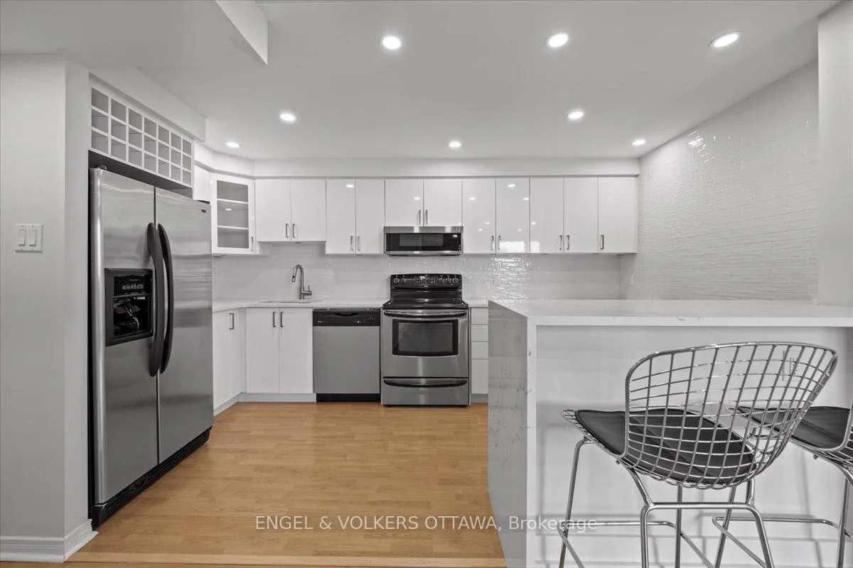 Photo 10 of Unit 2005, 199 Kent Street, Ottawa, Ottawa Centre — HOMEH