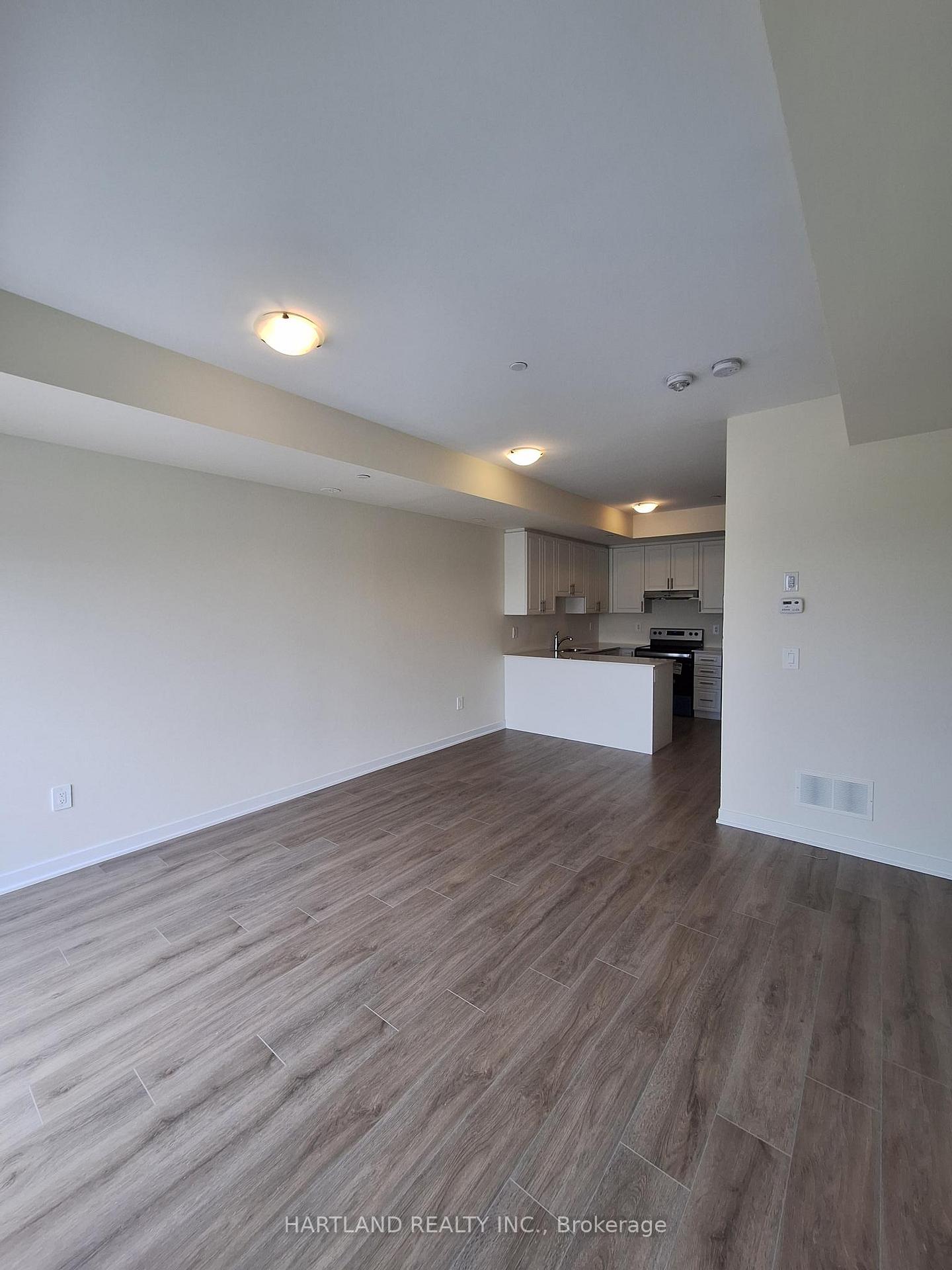 Photo 2 of Unit 304, 1695 Dersan Street, Pickering, Duffin Heights — HOMEH