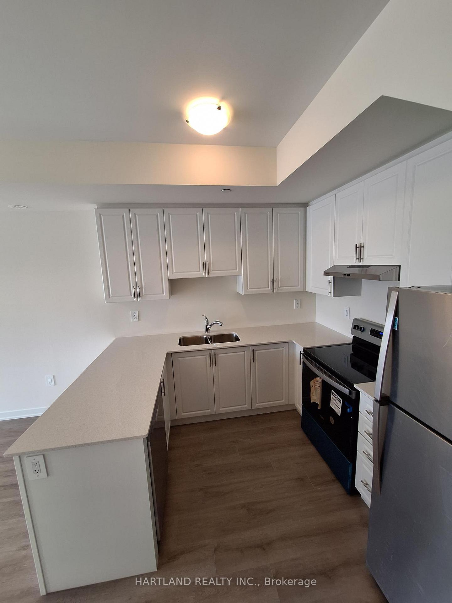 Photo 3 of Unit 304, 1695 Dersan Street, Pickering, Duffin Heights — HOMEH