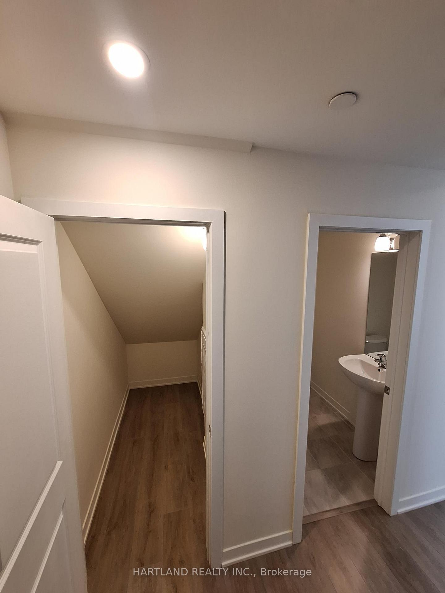 Photo 5 of Unit 304, 1695 Dersan Street, Pickering, Duffin Heights — HOMEH