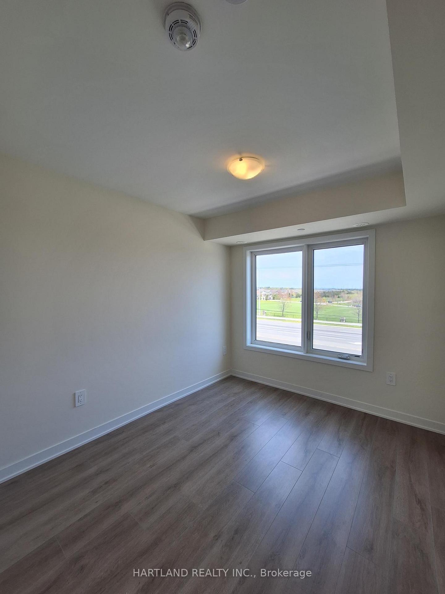 Photo 11 of Unit 304, 1695 Dersan Street, Pickering, Duffin Heights — HOMEH