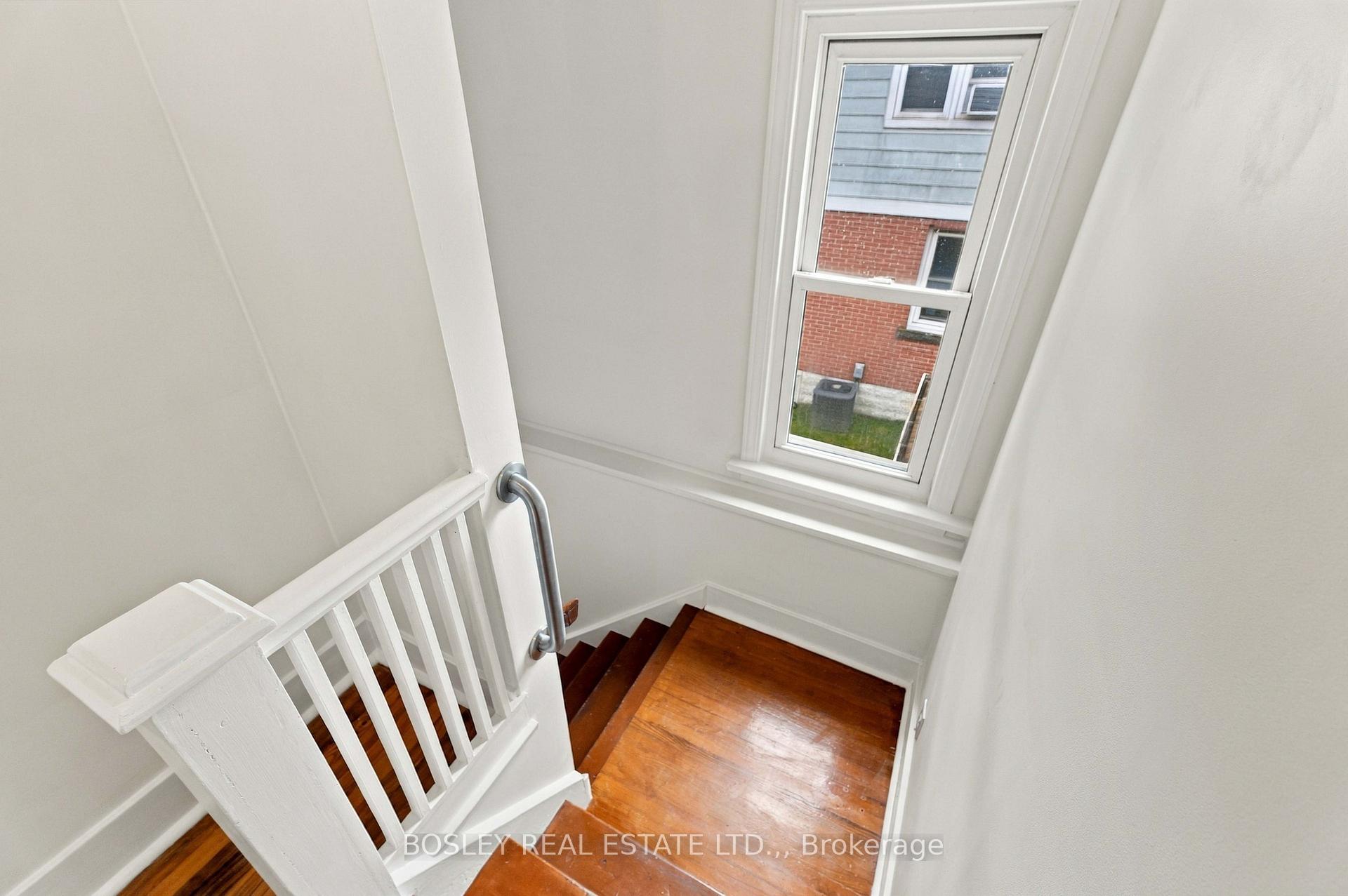 Photo 11 of 5663 Morse Avenue, Niagara Falls, Hospital — HOMEH