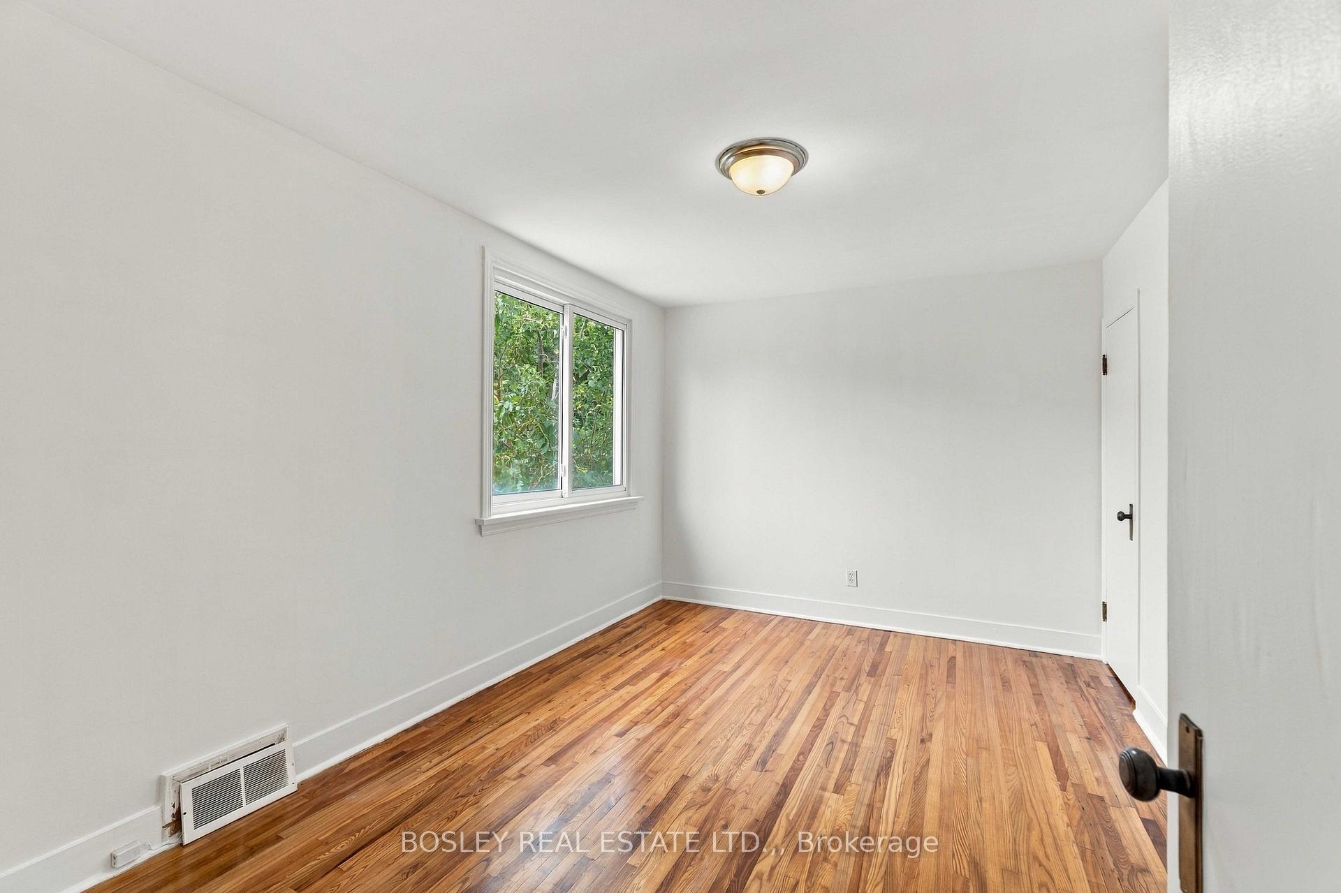 Photo 12 of 5663 Morse Avenue, Niagara Falls, Hospital — HOMEH