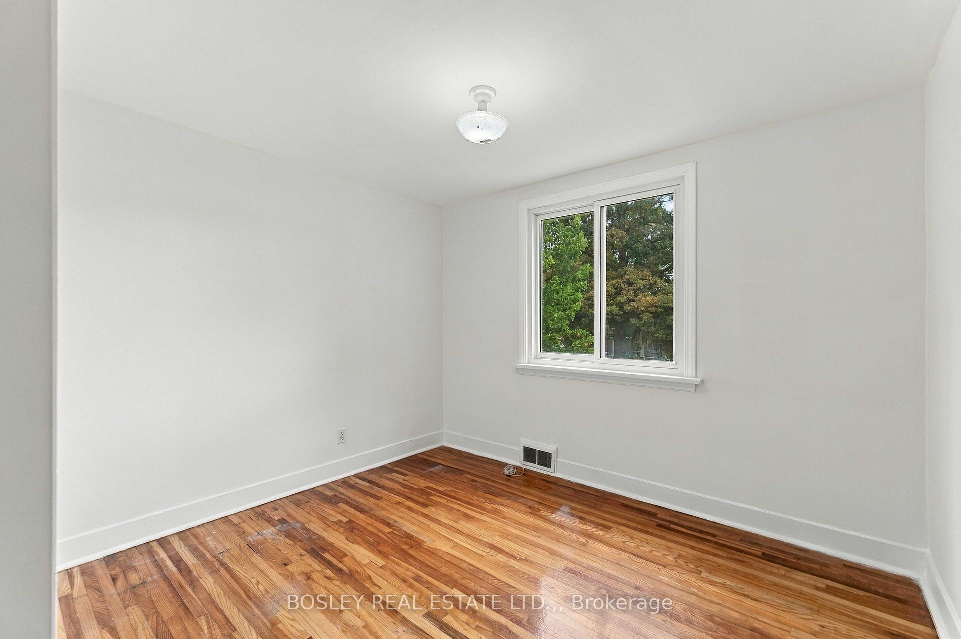 Photo 15 of 5663 Morse Avenue, Niagara Falls, Hospital — HOMEH