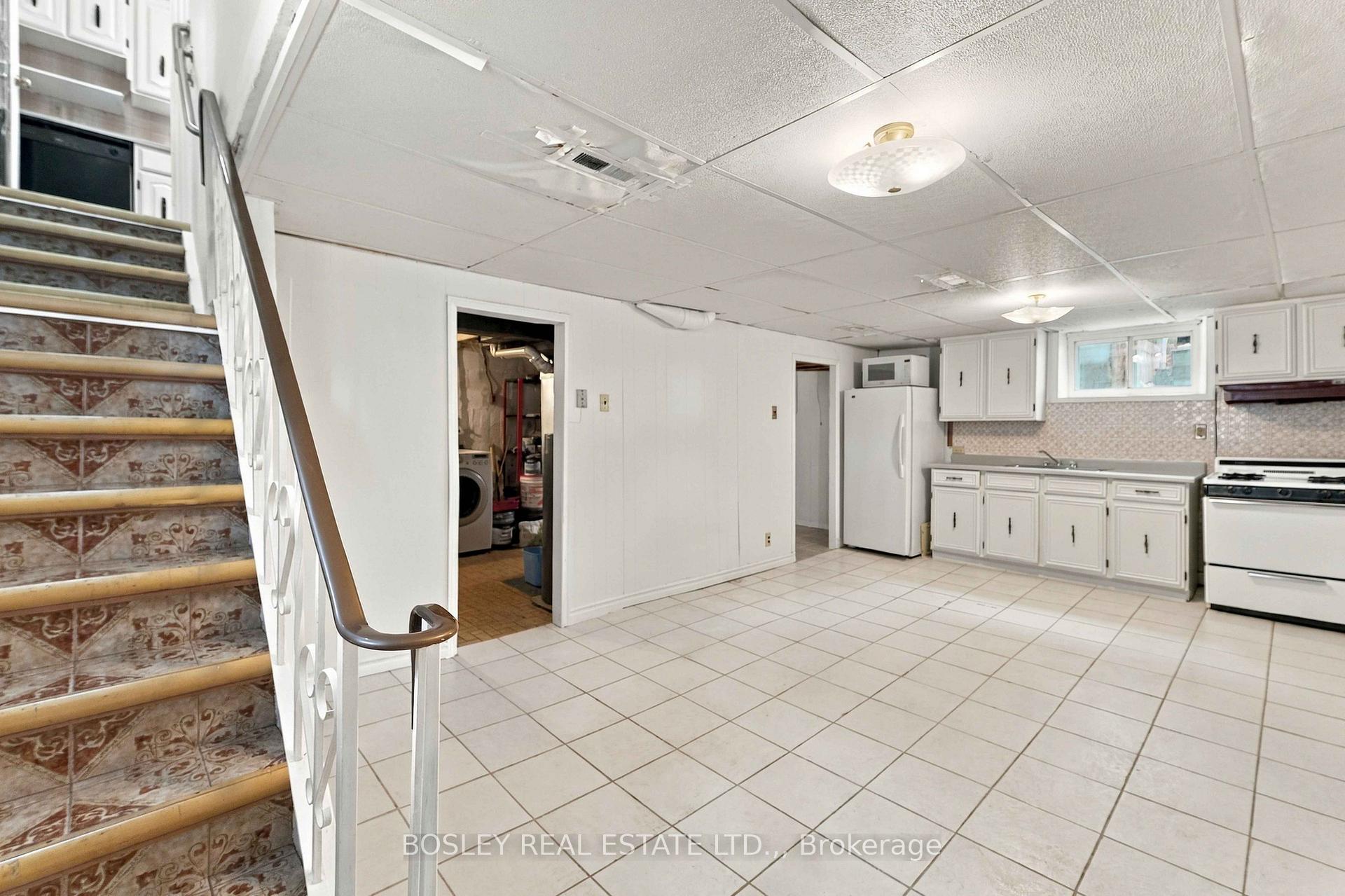 Photo 18 of 5663 Morse Avenue, Niagara Falls, Hospital — HOMEH