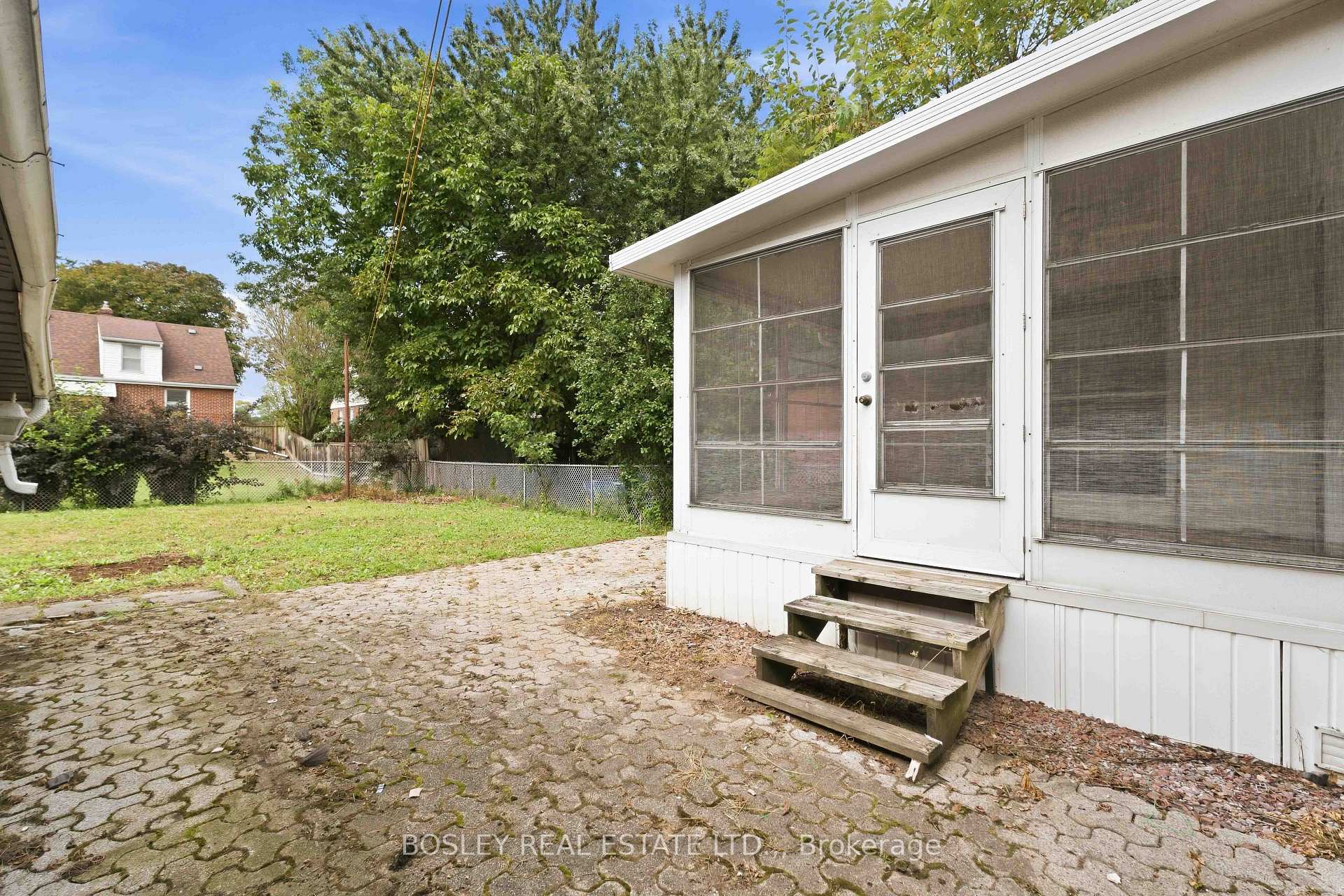 Photo 30 of 5663 Morse Avenue, Niagara Falls, Hospital — HOMEH