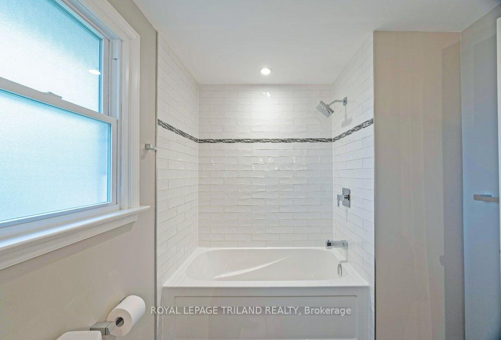 Photo 29 of 44 Spencer Crescent, London, North G — HOMEH