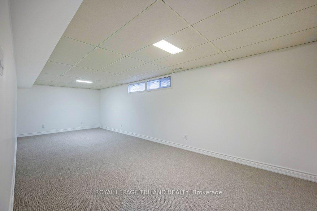 Photo 30 of 44 Spencer Crescent, London, North G — HOMEH