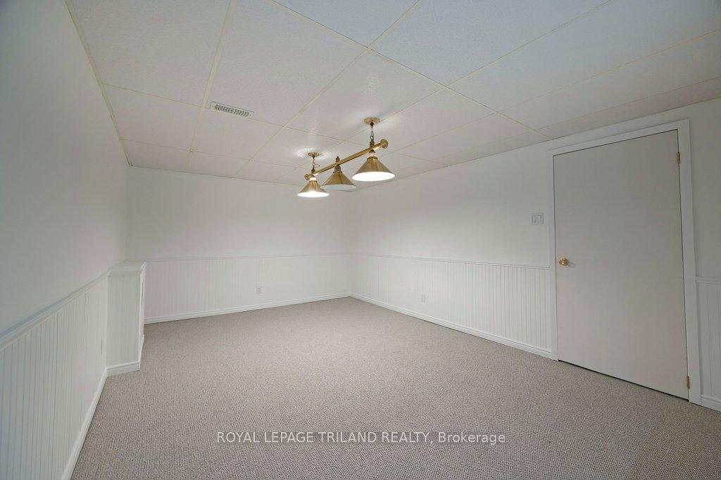 Photo 32 of 44 Spencer Crescent, London, North G — HOMEH