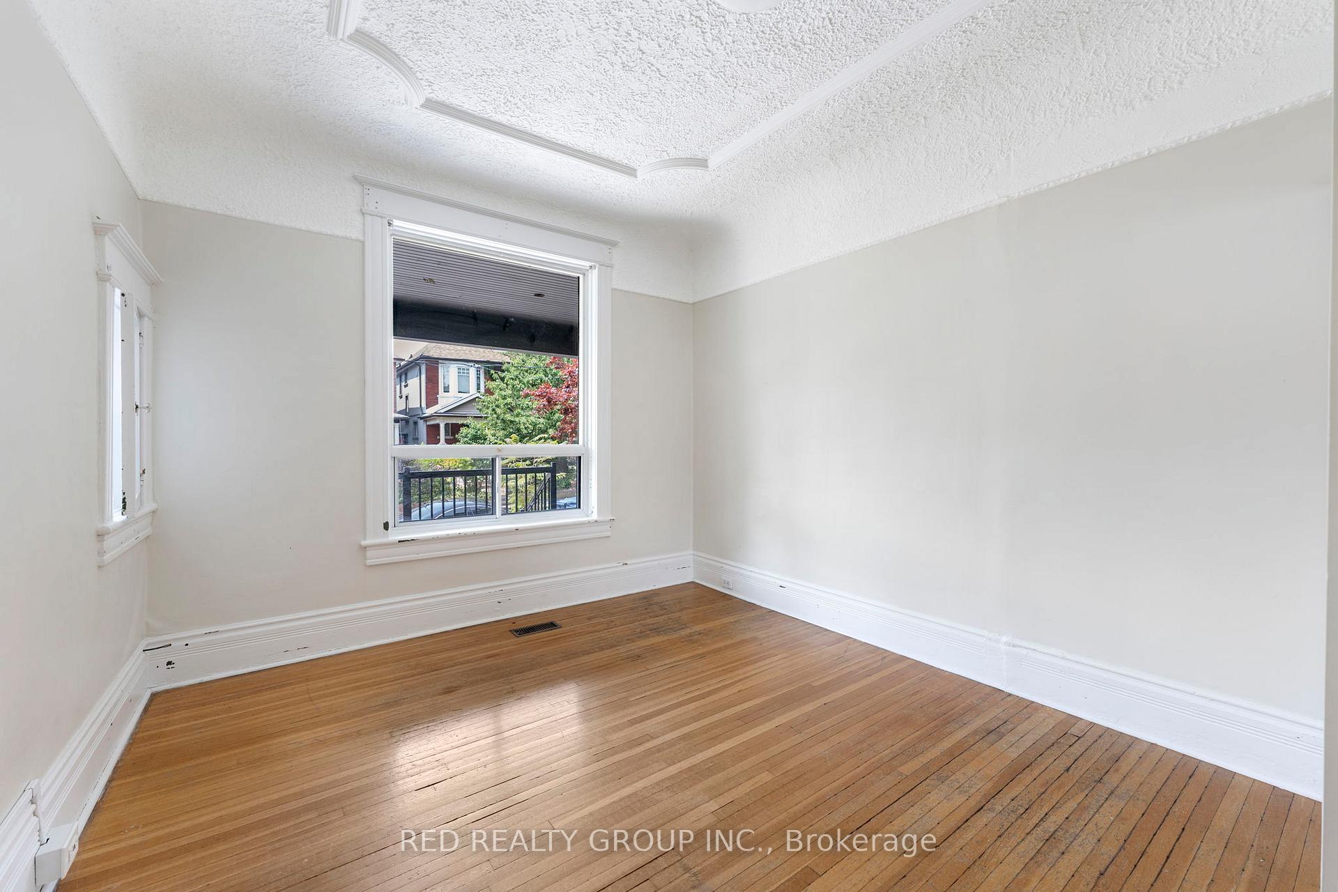 Photo 7 of 89 Beatrice Street, Toronto, Trinity-Bellwoods — HOMEH