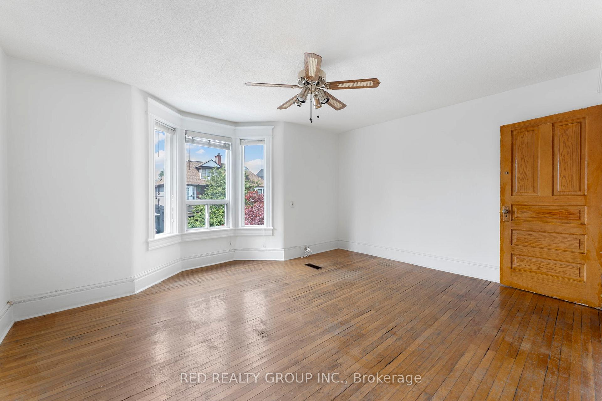 Photo 11 of 89 Beatrice Street, Toronto, Trinity-Bellwoods — HOMEH