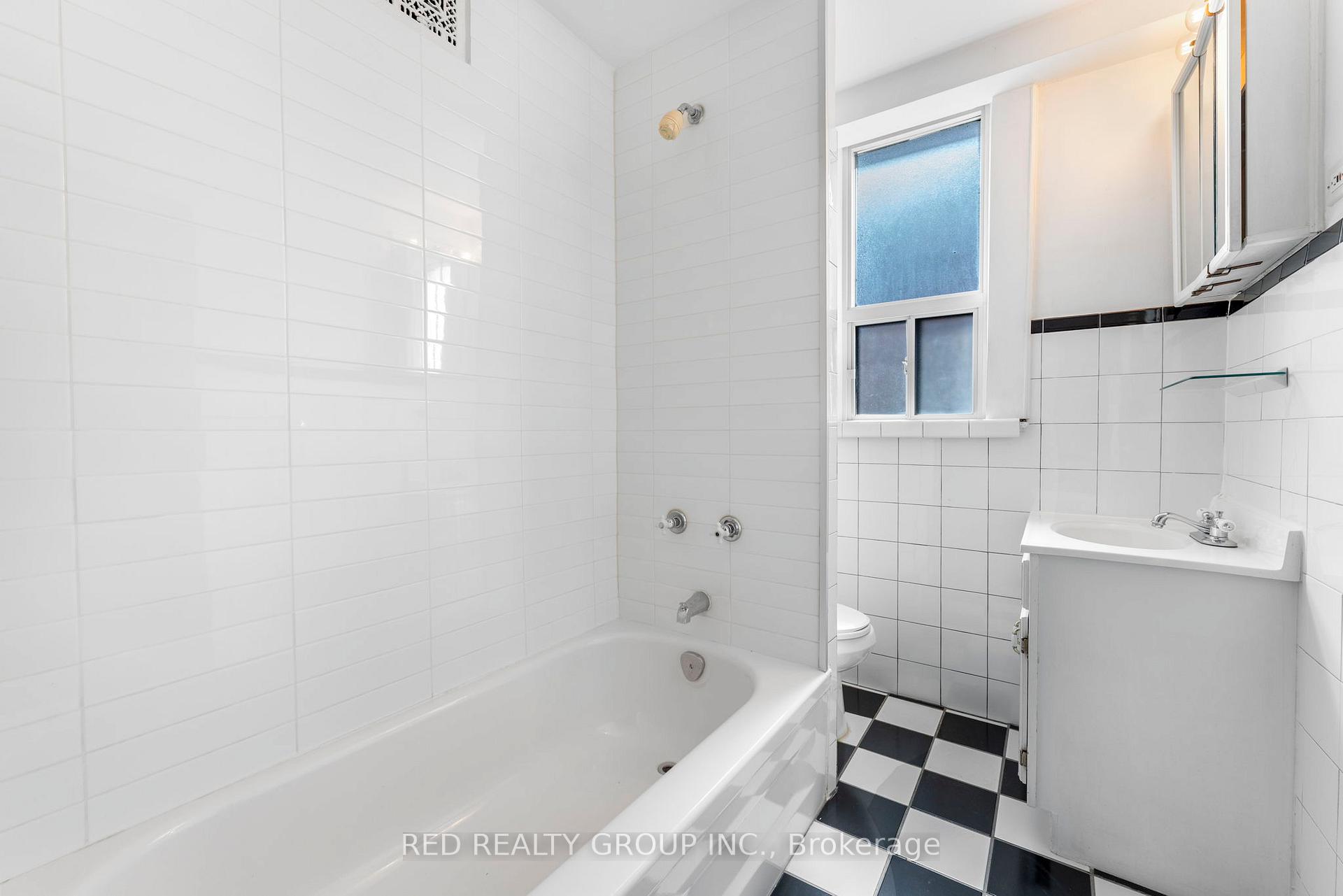 Photo 15 of 89 Beatrice Street, Toronto, Trinity-Bellwoods — HOMEH