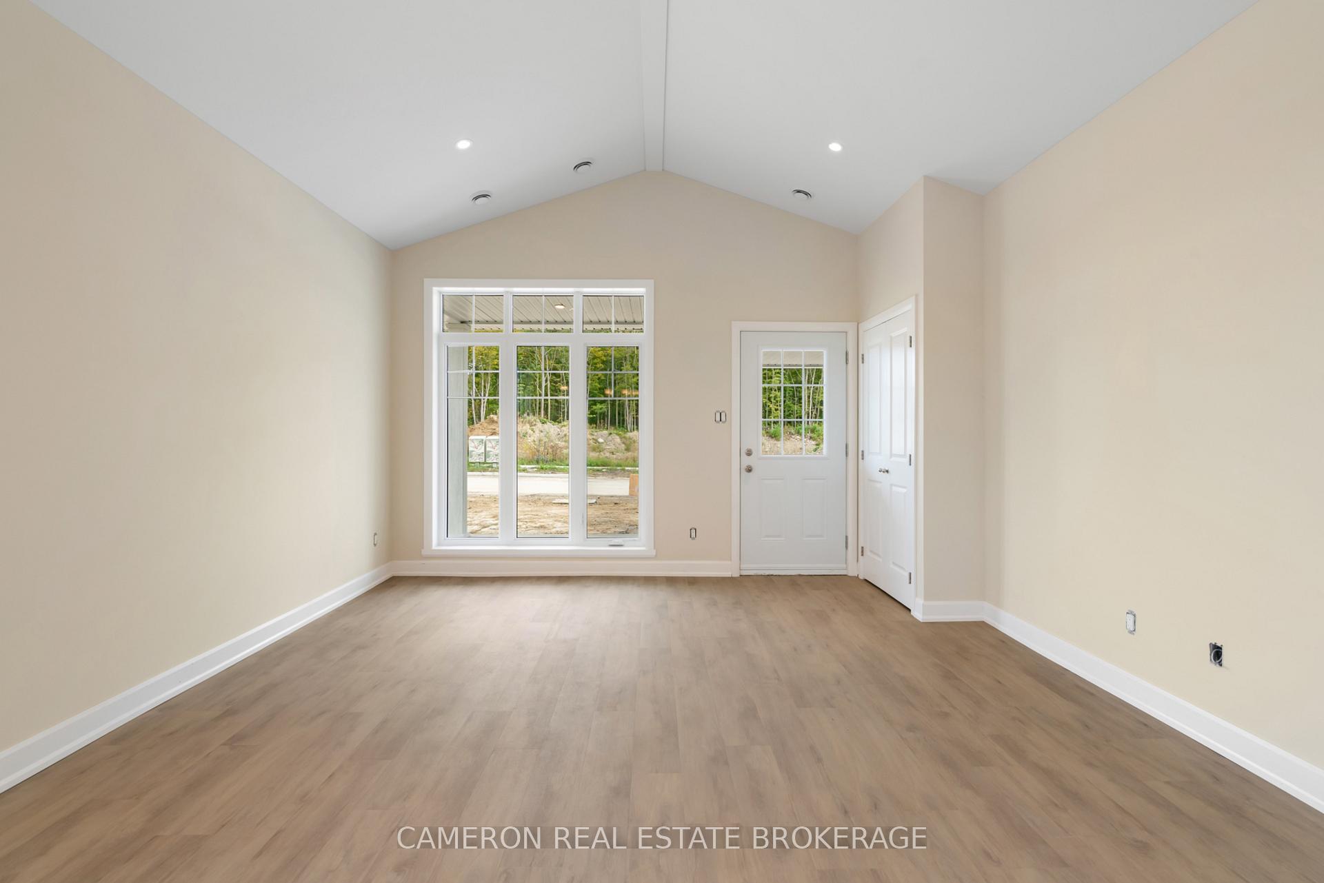 Photo 2 of 3190 Mauricy Street, Cornwall, Cornwall — HOMEH