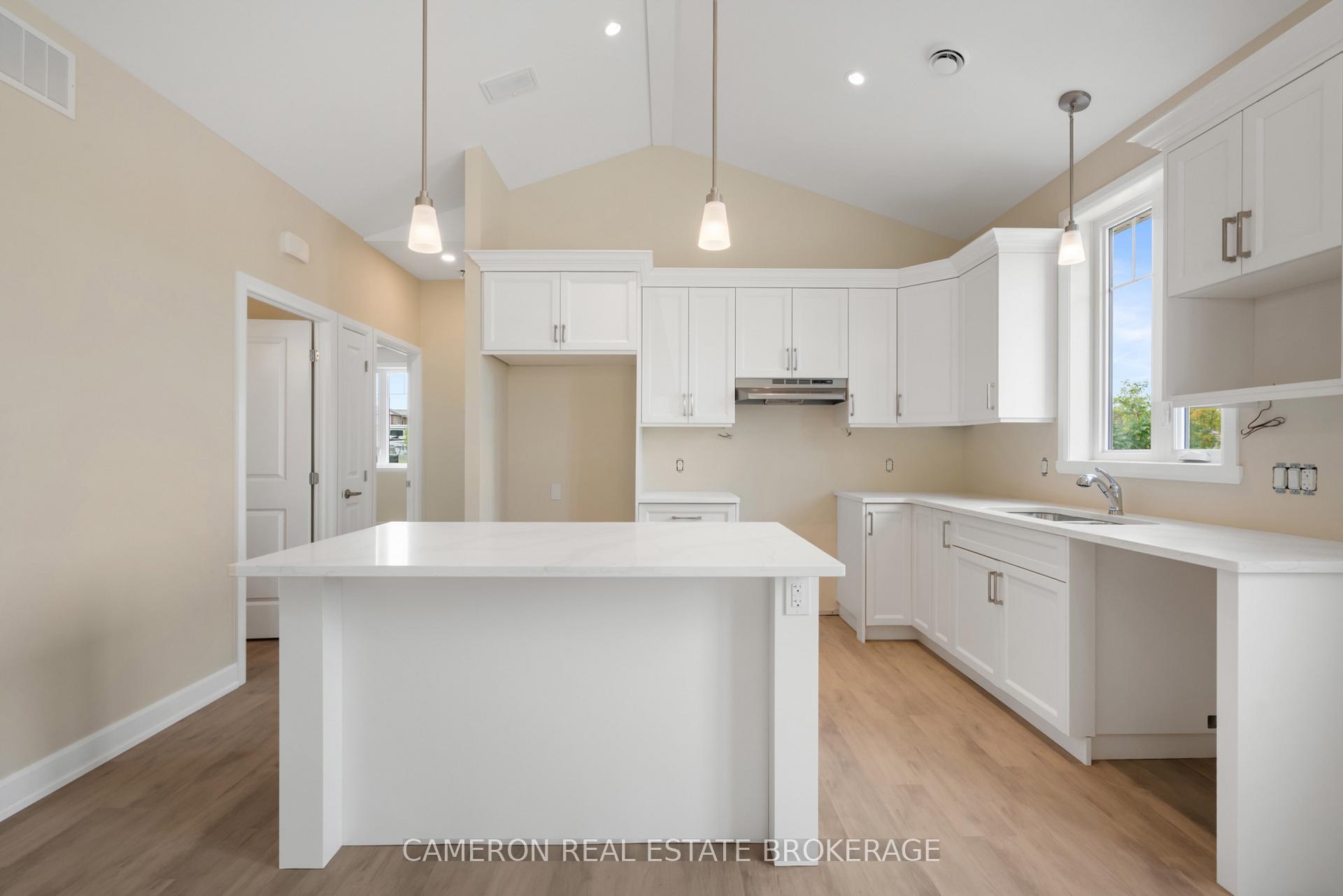 Photo 5 of 3190 Mauricy Street, Cornwall, Cornwall — HOMEH