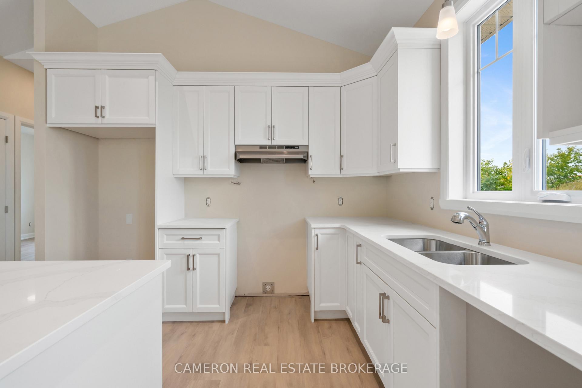 Photo 7 of 3190 Mauricy Street, Cornwall, Cornwall — HOMEH