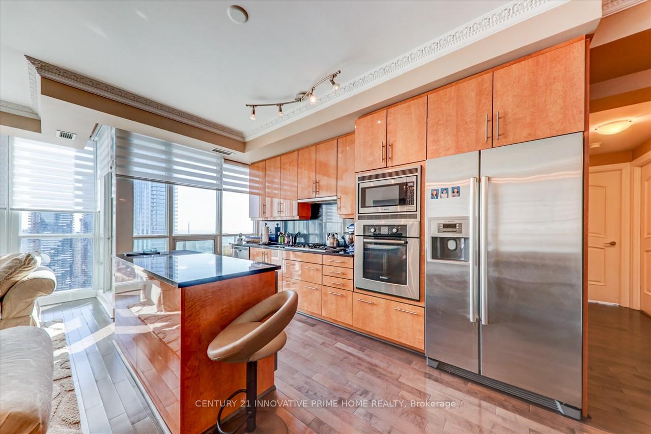 Photo 5 of Unit 4804, 16 Harbour Street, Toronto, Waterfront Communities — HOMEH