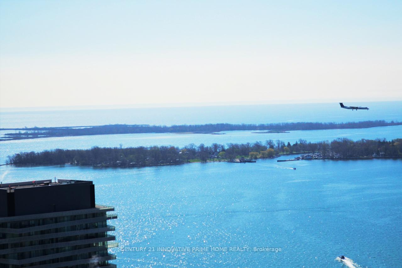 Photo 9 of Unit 4804, 16 Harbour Street, Toronto, Waterfront Communities — HOMEH