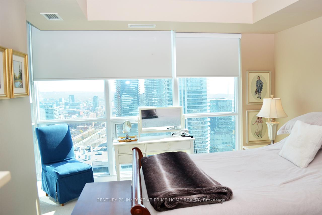 Photo 15 of Unit 4804, 16 Harbour Street, Toronto, Waterfront Communities — HOMEH