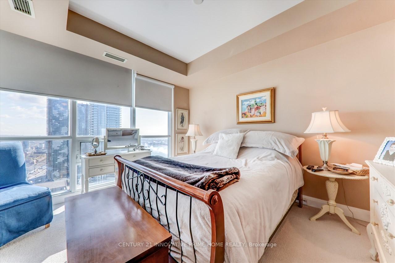 Photo 17 of Unit 4804, 16 Harbour Street, Toronto, Waterfront Communities — HOMEH