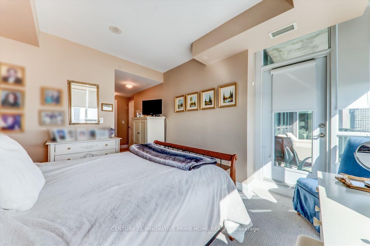 Photo 35 of Unit 4804, 16 Harbour Street, Toronto, Waterfront Communities — HOMEH