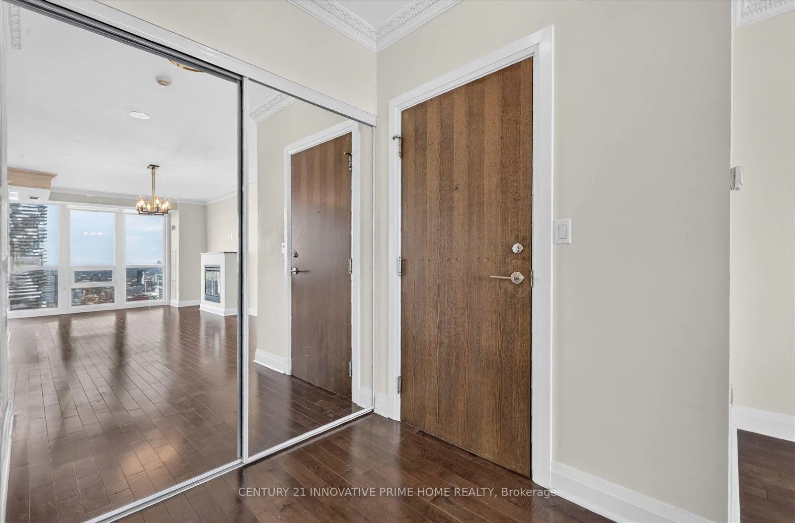 Photo 18 of Unit 4804, 16 Harbour Street, Toronto, Waterfront Communities — HOMEH