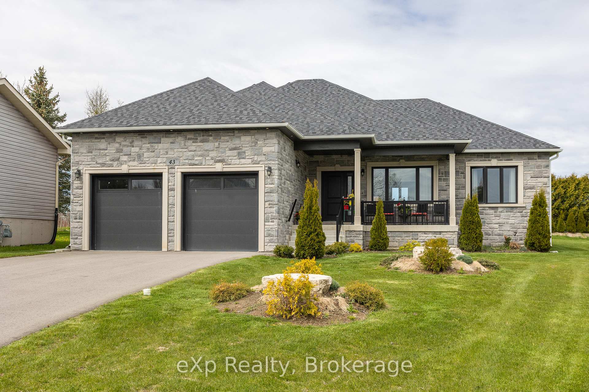 Photo of 43 Country Crescent