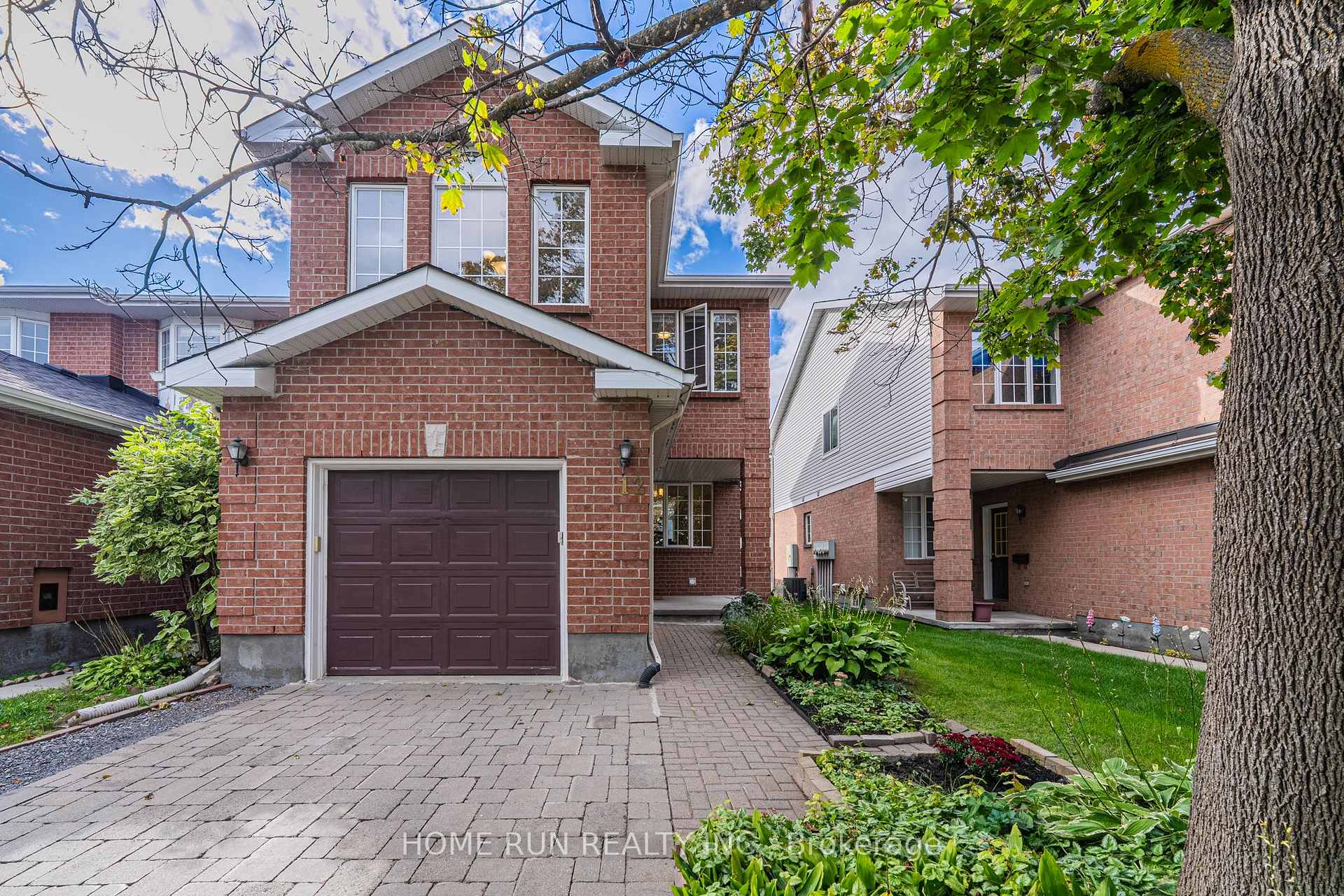 Photo 2 of 12 Angus Drive, Ottawa, Kanata - Katimavik — HOMEH