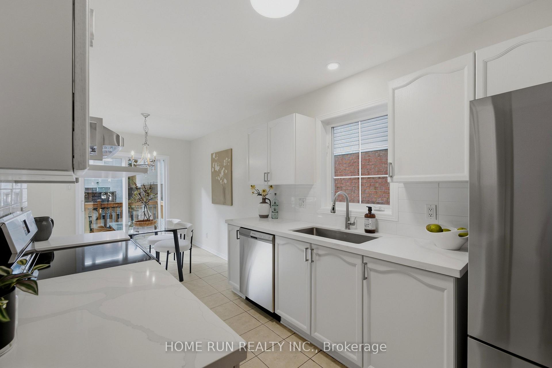 Photo 14 of 12 Angus Drive, Ottawa, Kanata - Katimavik — HOMEH