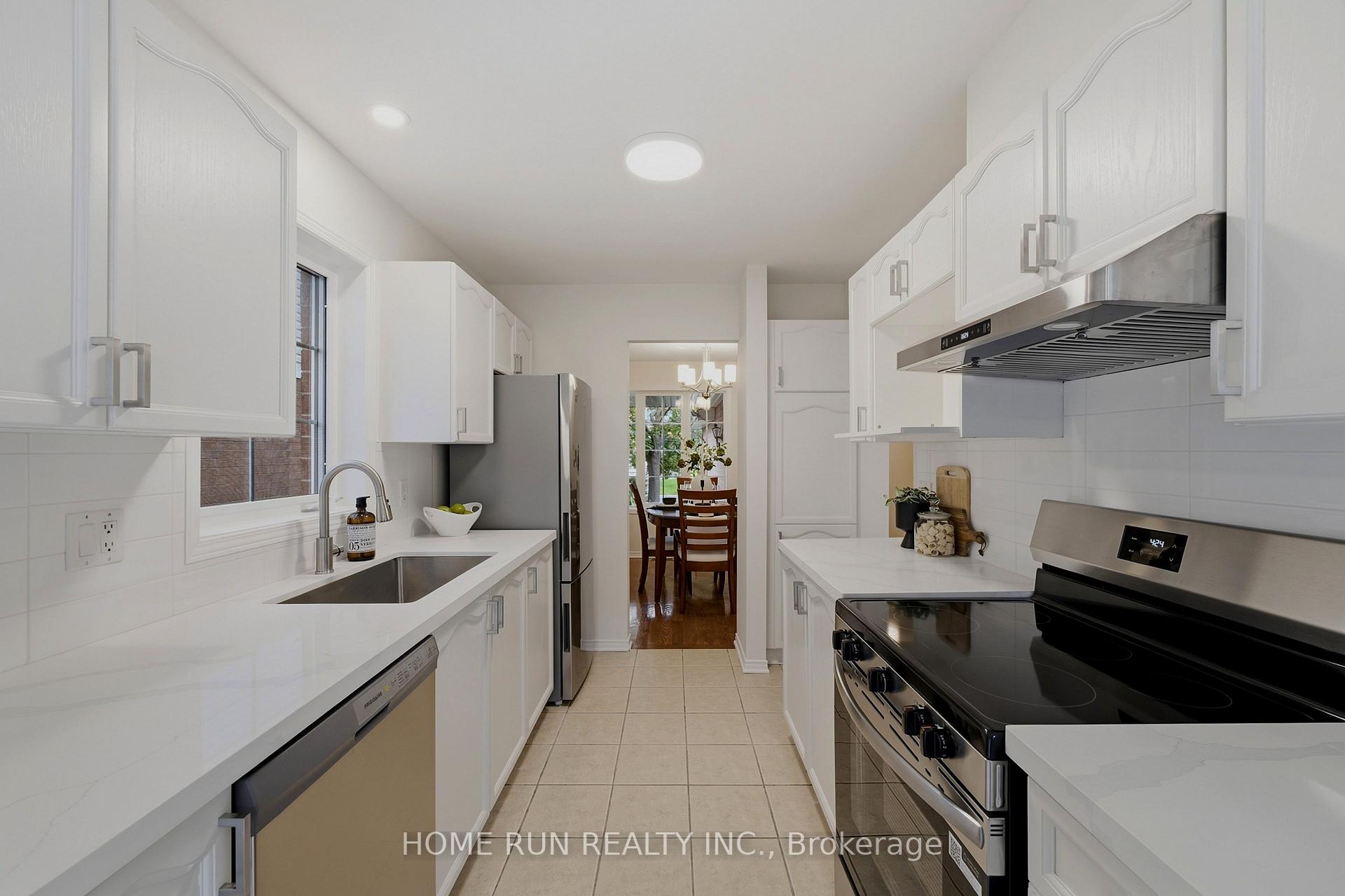 Photo 20 of 12 Angus Drive, Ottawa, Kanata - Katimavik — HOMEH