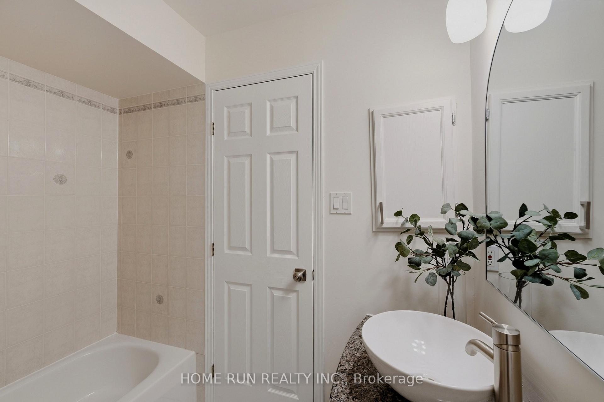 Photo 42 of 12 Angus Drive, Ottawa, Kanata - Katimavik — HOMEH