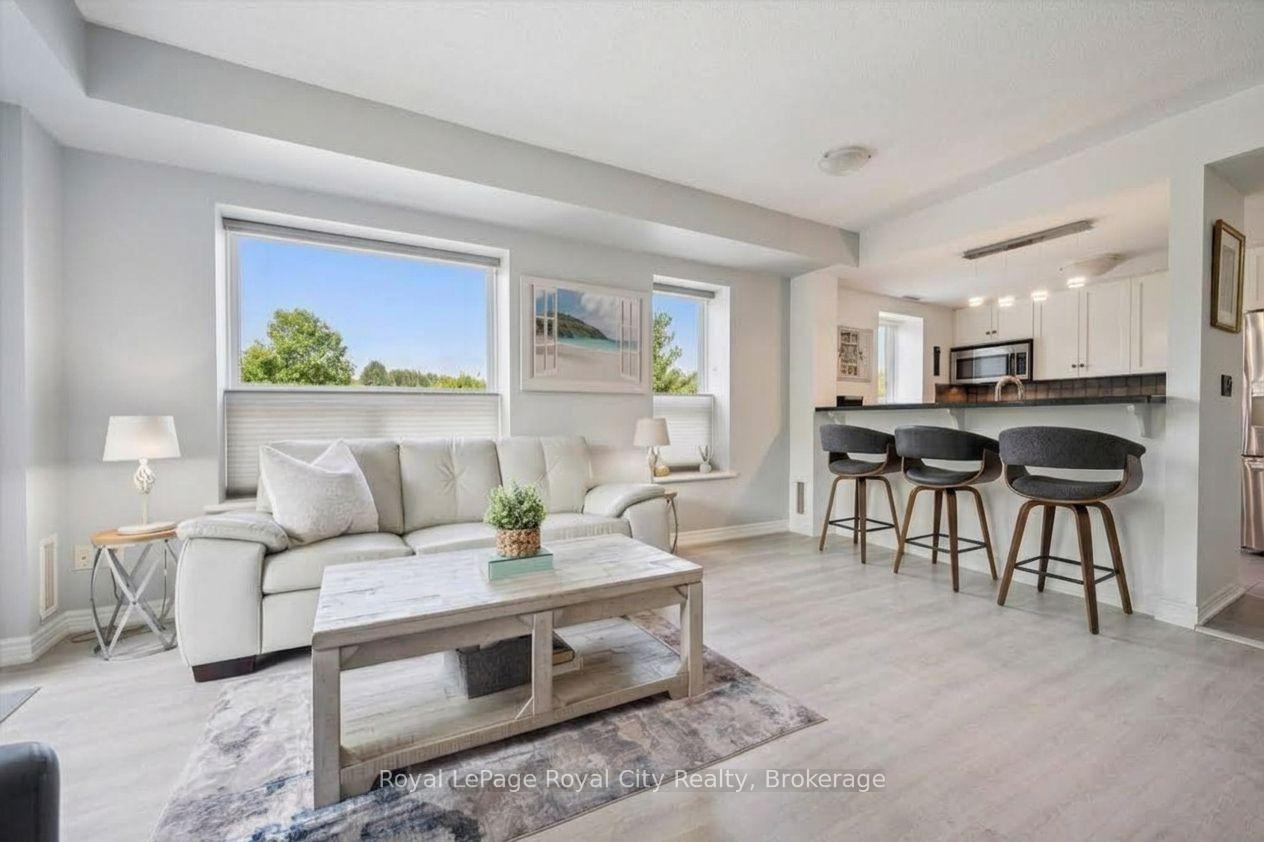 Photo 5 of Unit 101, 901 Paisley Drive, Guelph, Willow West/Sugarbush/West Acres — HOMEH
