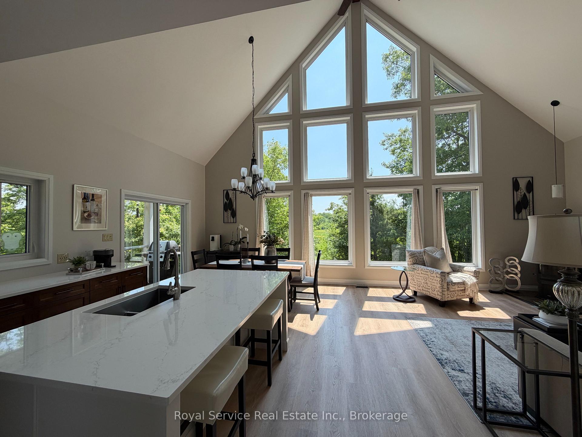 Photo 7 of 709 Carveth Drive, Cavan Monaghan, Cavan Twp — HOMEH