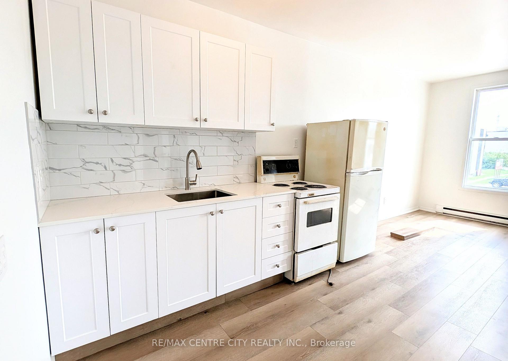 Photo 1 of Unit 2, 827 Talbot Street, St. Thomas — HOMEH