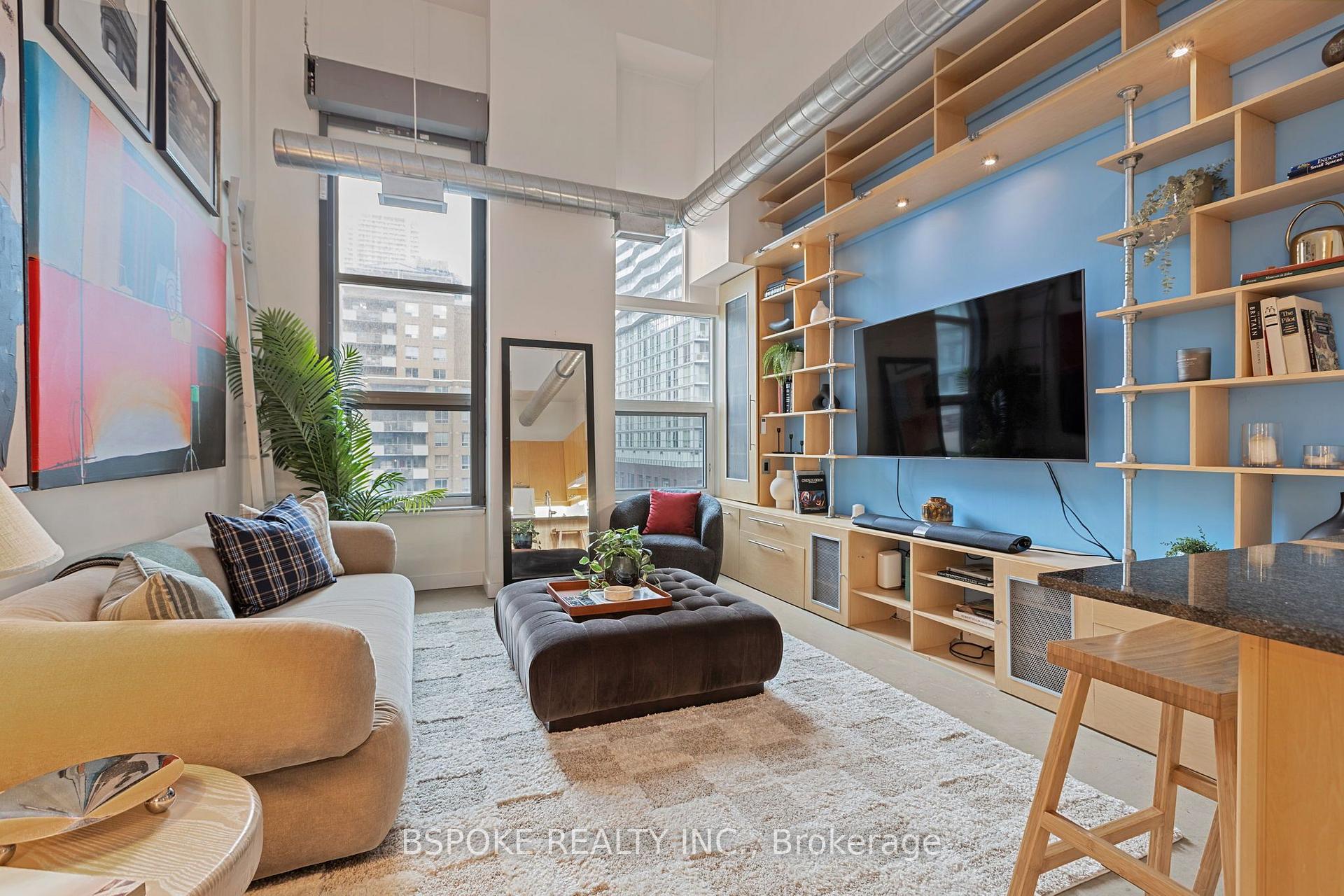 Front of Unit 502, 135 Dalhousie Street
